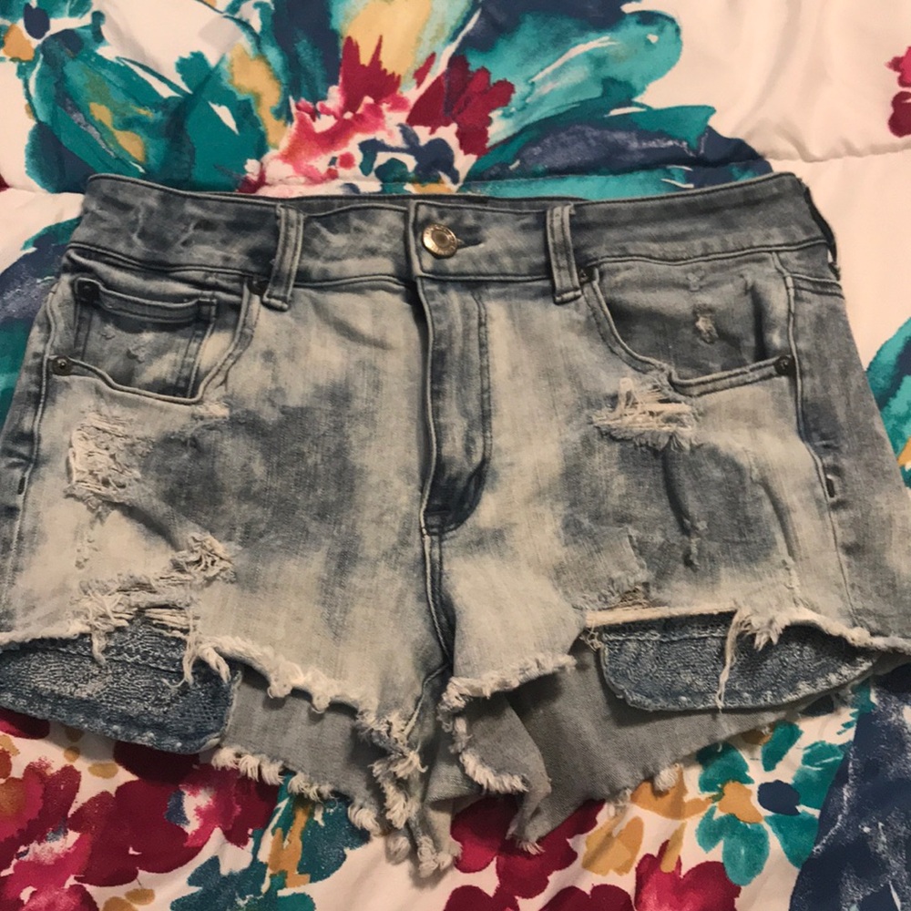 American Eagle Acid Wash Hi-Rise Shortie